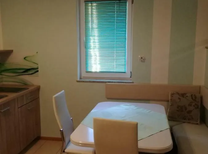 Milena Apartmán Pinezići